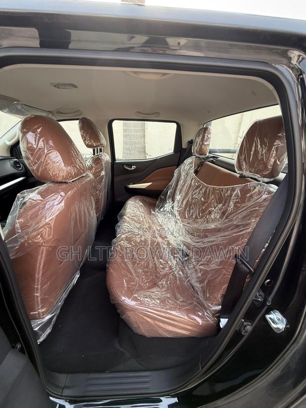 New Nissan Pick-Up 2025 Black