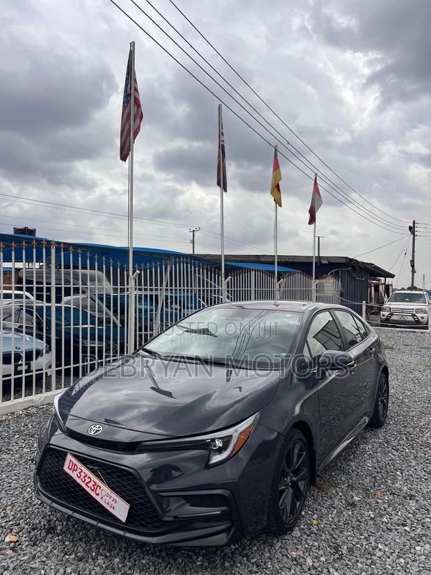 Toyota Corolla SE 2024 Gray