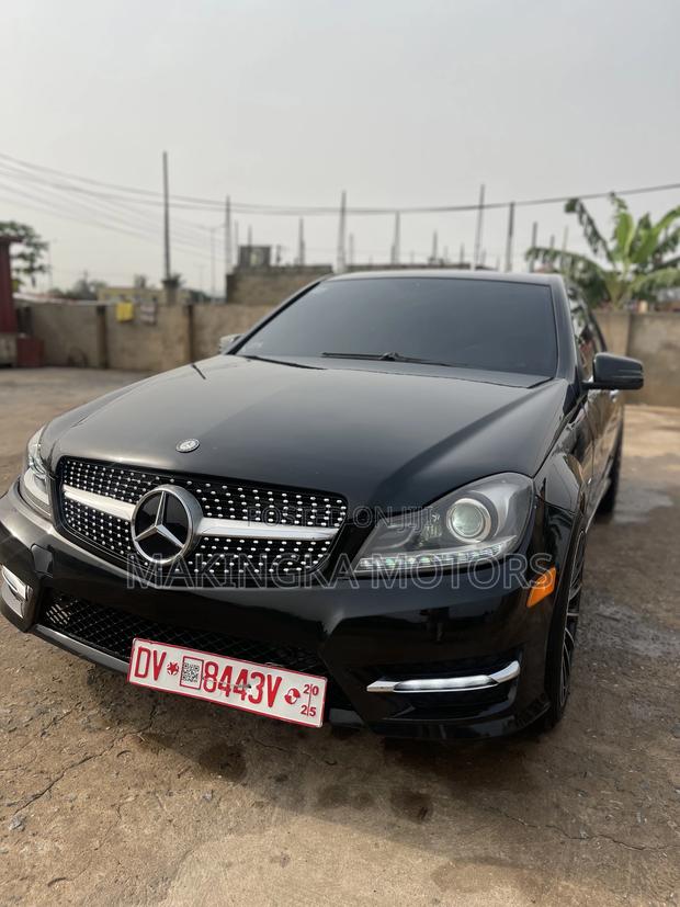 Mercedes-Benz C250 2013 Black