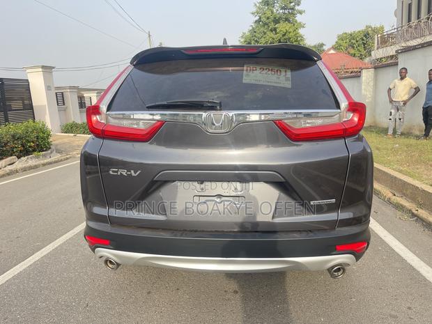 Honda CR-V 2018 Gray