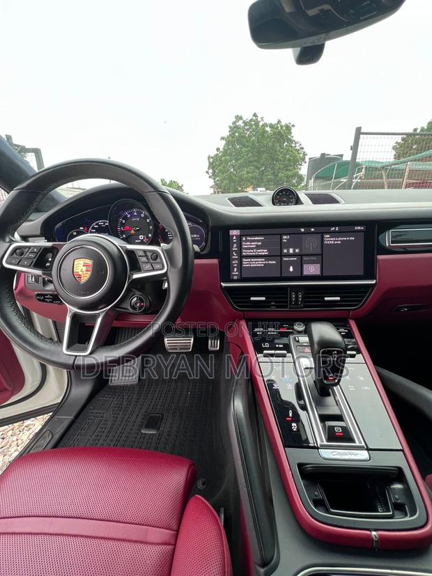 Porsche Cayenne GTS Coupe AWD 2021 White