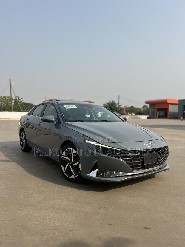 Hyundai Elantra 2021 Gray