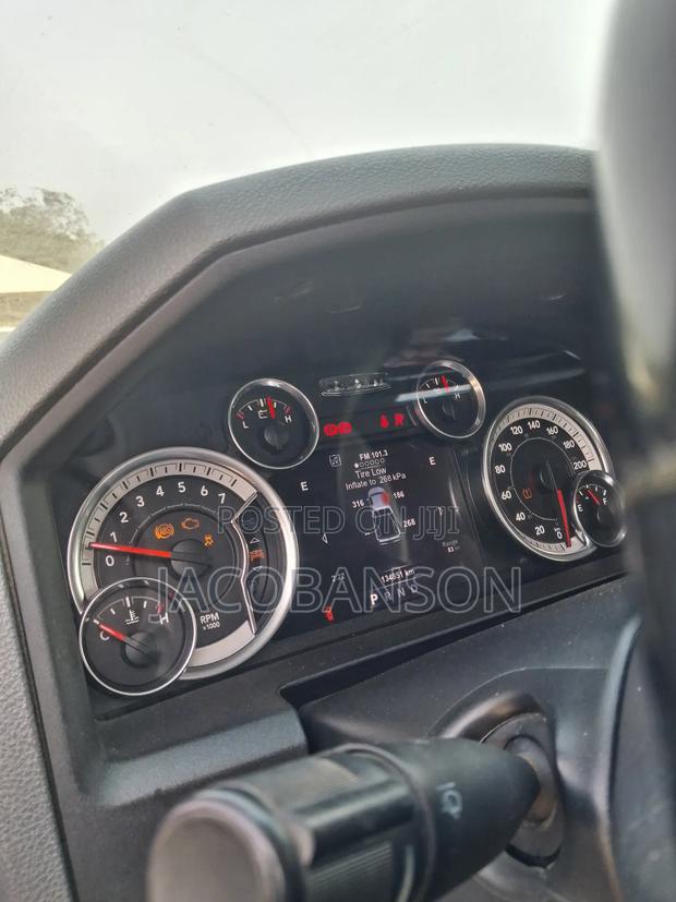 Dodge RAM 2015 Brown