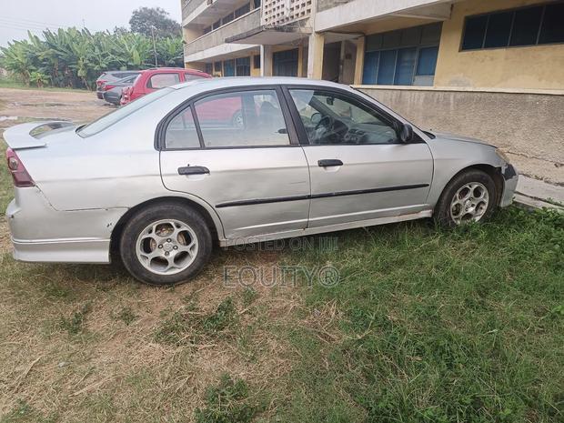 Honda Civic 2005 Silver