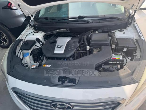 Hyundai Sonata ECO Sedan FWD (1.6L 4cyl 7A) 2016 White