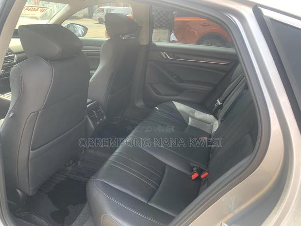 Honda Accord Touring 2.0T 2022 Silver