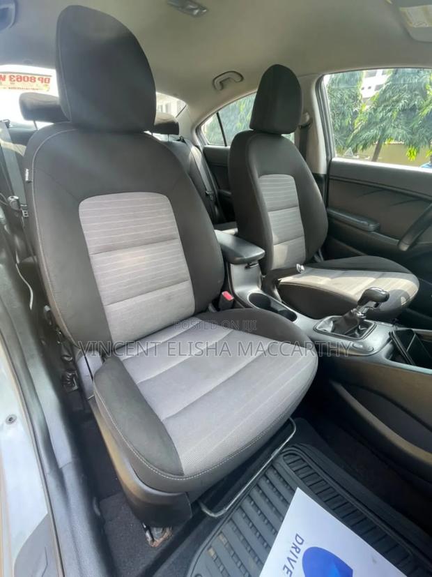 Kia Cerato 2016 Gray
