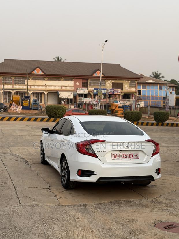 Honda Civic EX 4dr Sedan (1.5L 4cyl) 2016 White