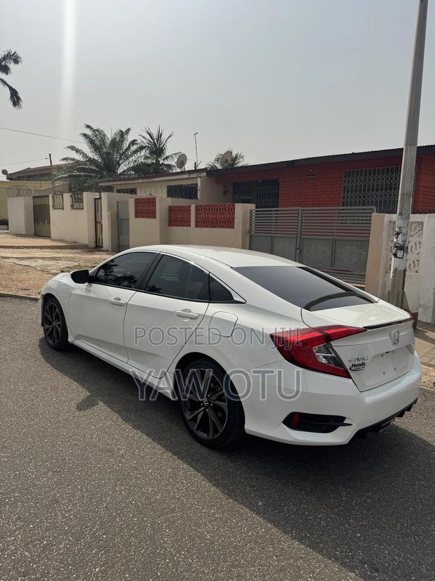 Honda Civic EX Sedan 2020 White