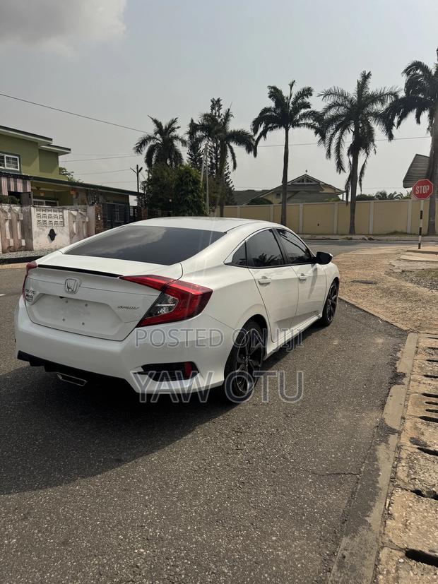 Honda Civic EX Sedan 2020 White