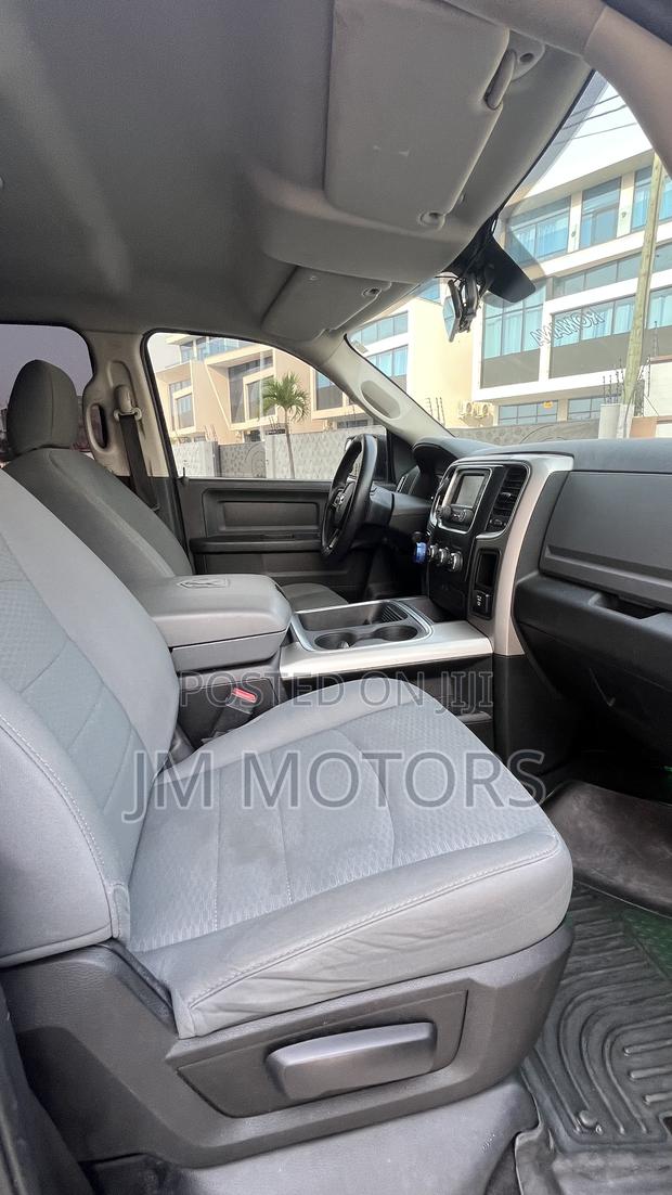 Dodge RAM 1500 3.6 Petrol AWD 2017 White