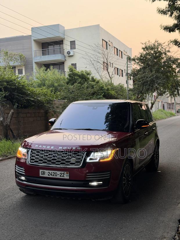 Land Rover Range Rover Vogue 2017 Red