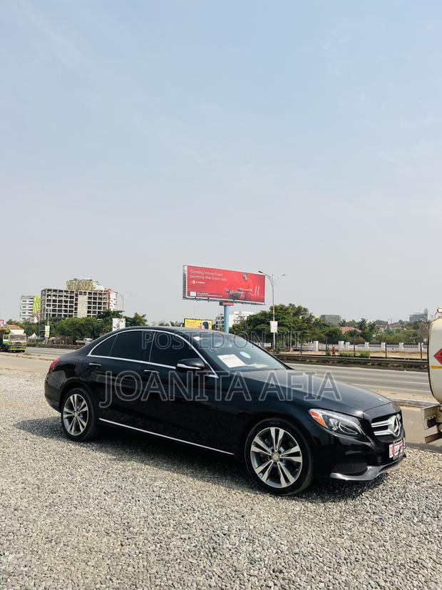 Mercedes-Benz C300 Luxury 4dr AWD 4Matic Sedan (2.0L 4cyl 7A) 2015