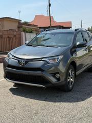 Toyota RAV4 XLE 4dr SUV AWD (2.5L 4cyl 6A) 2018 Gray for sale