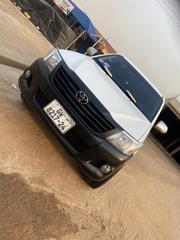 Toyota Hilux 2.5 D-4D 4X4 SRX 2010 White for sale