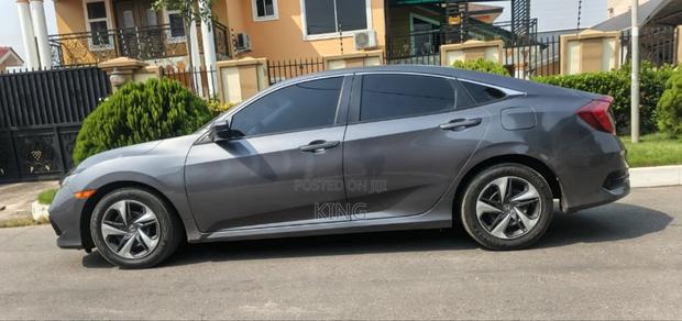 Honda Civic LX Sedan 2020 Gray
