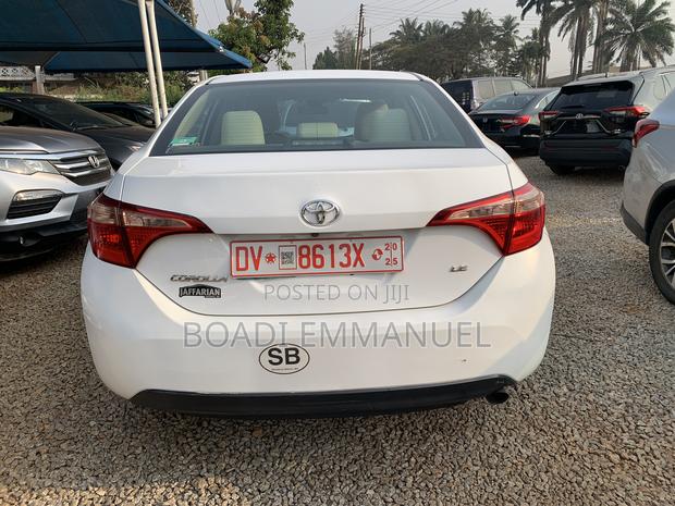 Toyota Corolla 2017 White