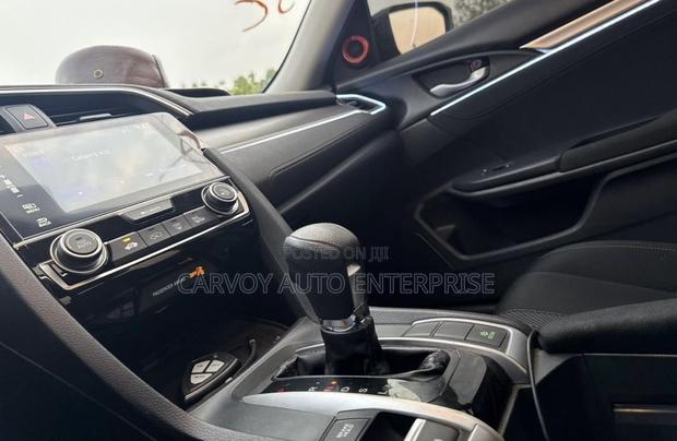 Honda Civic EX 4dr Sedan (2.0L 4cyl) 2017 Silver