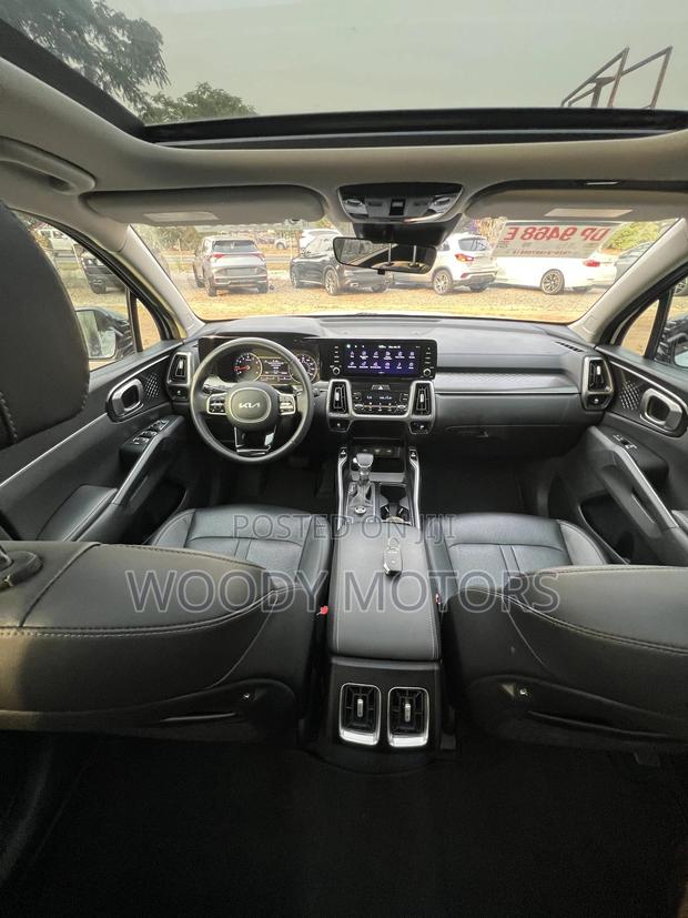 Kia Sorento S 2022 White
