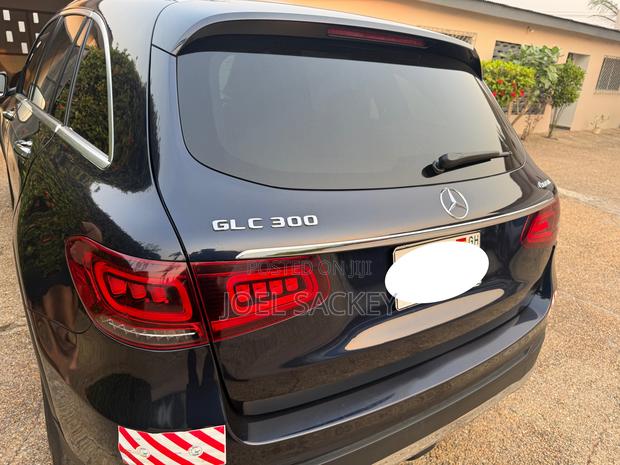 Mercedes-Benz GLC-Class 2020 Blue