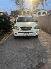 Kia Sorento 2008 White for sale