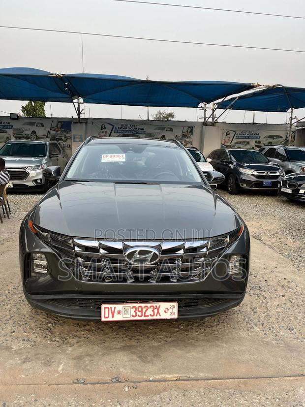 Hyundai Tucson SE 2022 Gray
