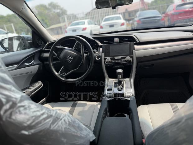 Honda Civic 2017 Silver