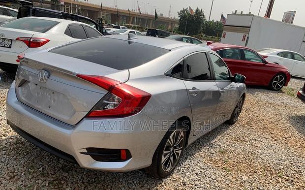 Honda Civic EX-L Sedan 2018 Gray