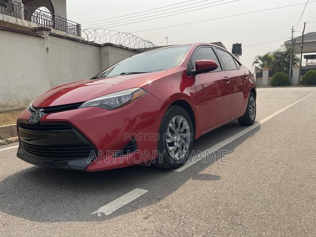 Toyota Corolla 2016 Red
