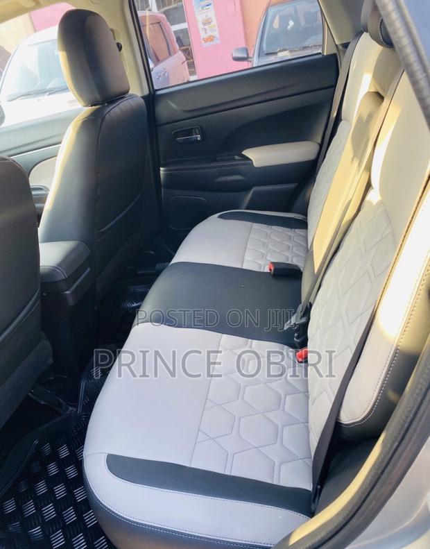 Mitsubishi Outlander 2.0 PHEV AWD 2018 Silver