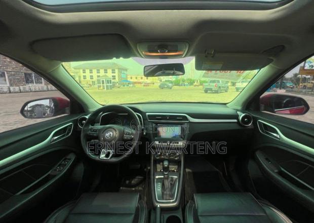 MG ZS 2018 Red