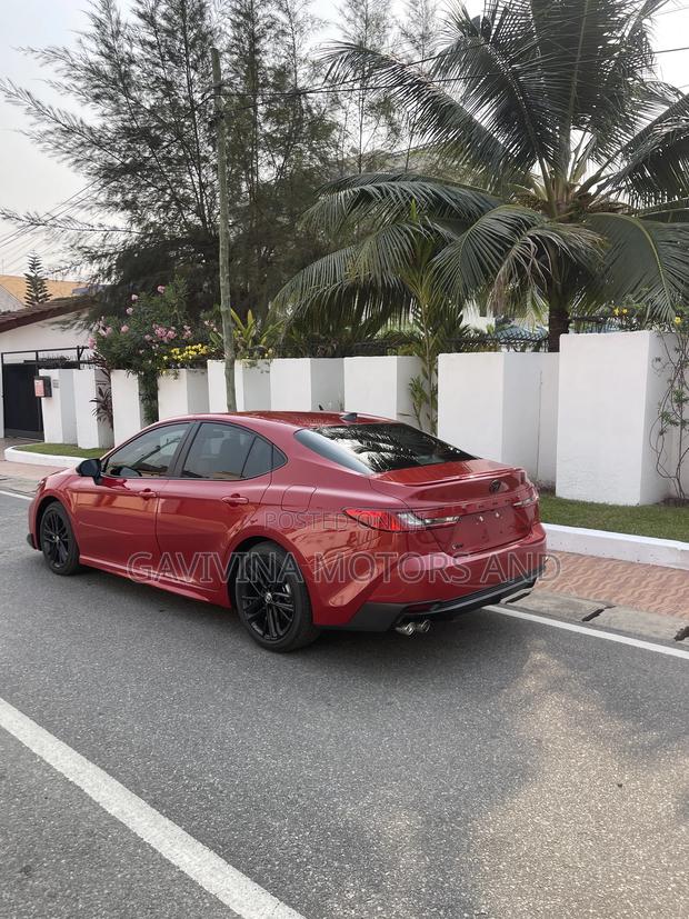 New Toyota Camry XLE 2025 Red