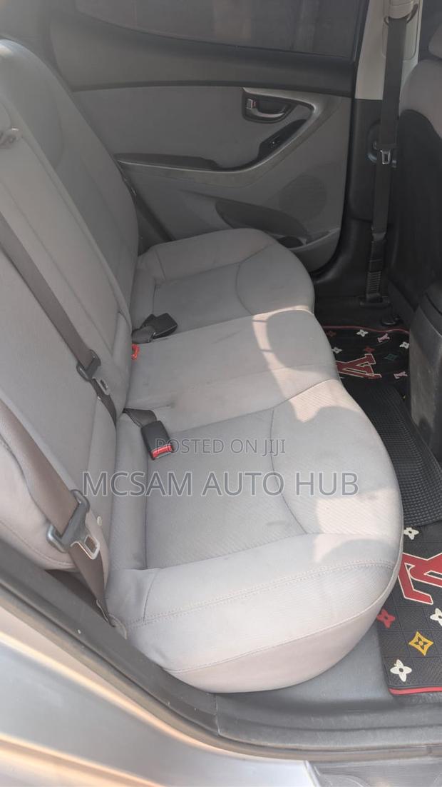 Hyundai Elantra SE Coupe FWD (1.8L 4cyl 6A) 2013 Gray