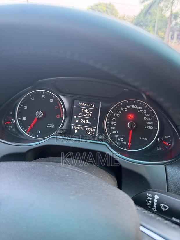 Audi Q5 2.0T Premium AWD quattro 2016 Gray