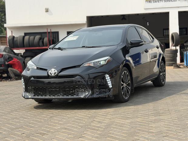 Toyota Corolla S Premium 4dr Sedan (1.8L 4cyl CVT) 2015 Black