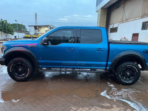 Ford F-150 XLT 4x4 Regular Cab Styleside 8 ft. box 141 in. WB 2019 Blue