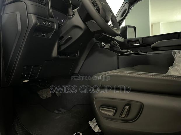 New Toyota Land Cruiser Prado 2025 White
