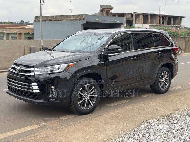 Toyota Highlander XLE 2019 Black