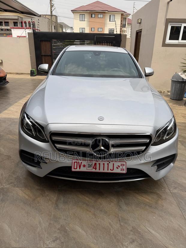Mercedes-Benz E300 4Matic AWD Sedan (2.0L 4cyl 9A) 2017 Silver