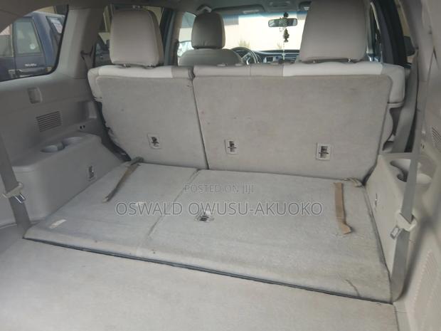 Toyota Highlander LE 4dr SUV AWD (3.5L 6cyl 6A) 2015 Blue