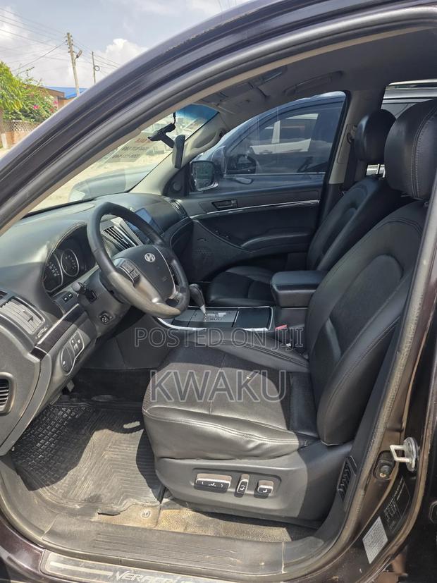 Hyundai Veracruz 2011 Black