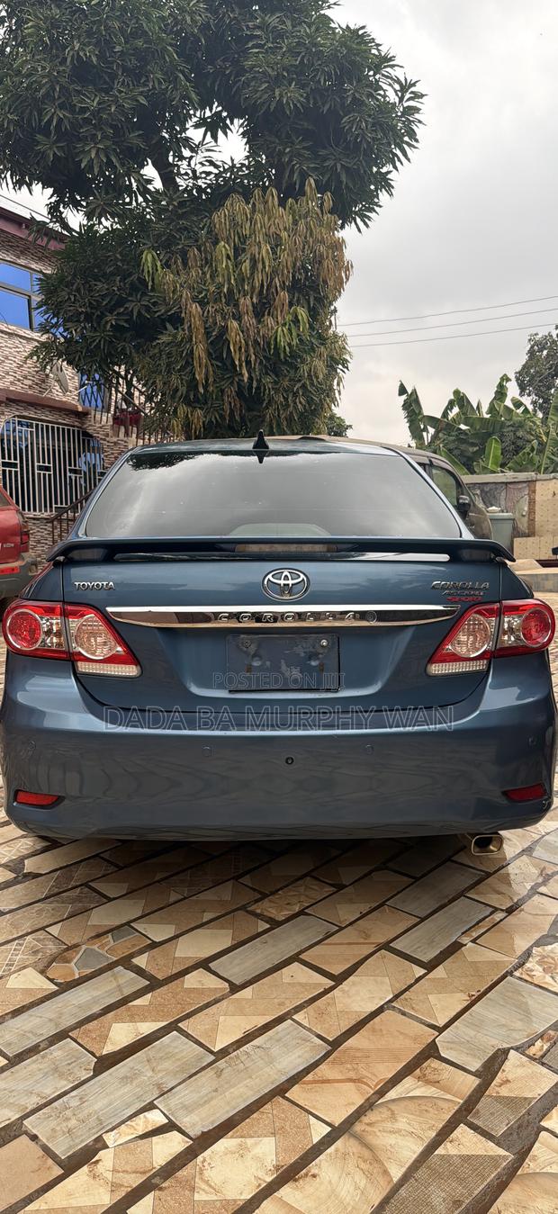 Toyota Corolla S Special Edition 4dr Sedan (1.8L 4cyl 4A) 2013 Blue