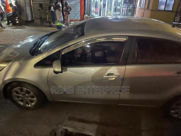 Kia Pride 2016 Gray