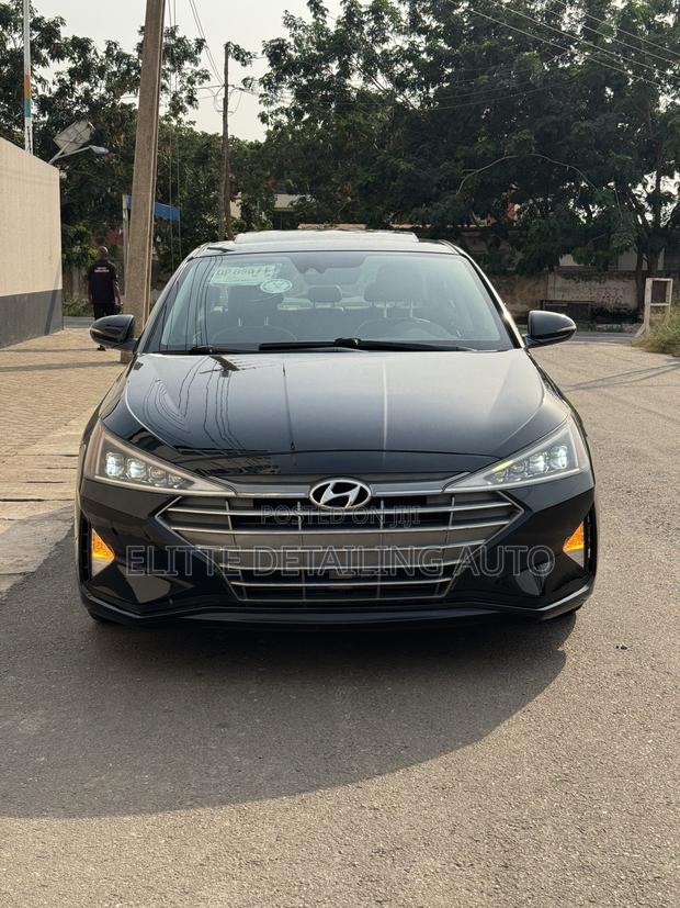 Hyundai Elantra Limited 2019 Black