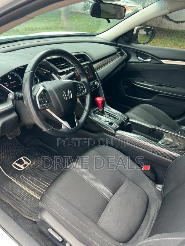 Honda Civic EX Sedan 2020 White