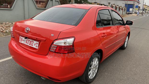 Toyota Belta 2010 Red