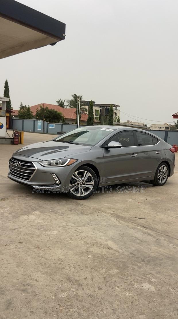 Hyundai Elantra Limited 2018 Gray