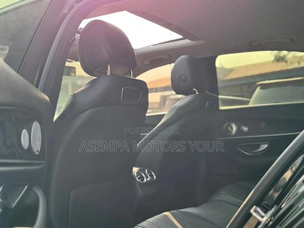 Mercedes-Benz E300 2018 Black