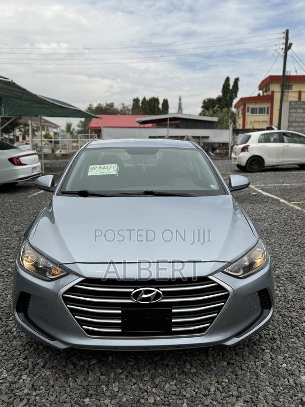 Hyundai Elantra ECO Sedan FWD (1.4L 4cyl 7A) 2017 Gray