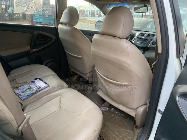 Toyota RAV4 2007 White